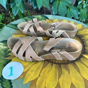 Arcopedico saldals shoes